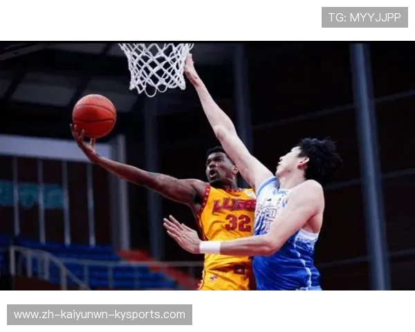 篮球比赛中防守强度提升对遏制对手进攻端表现的影响分析